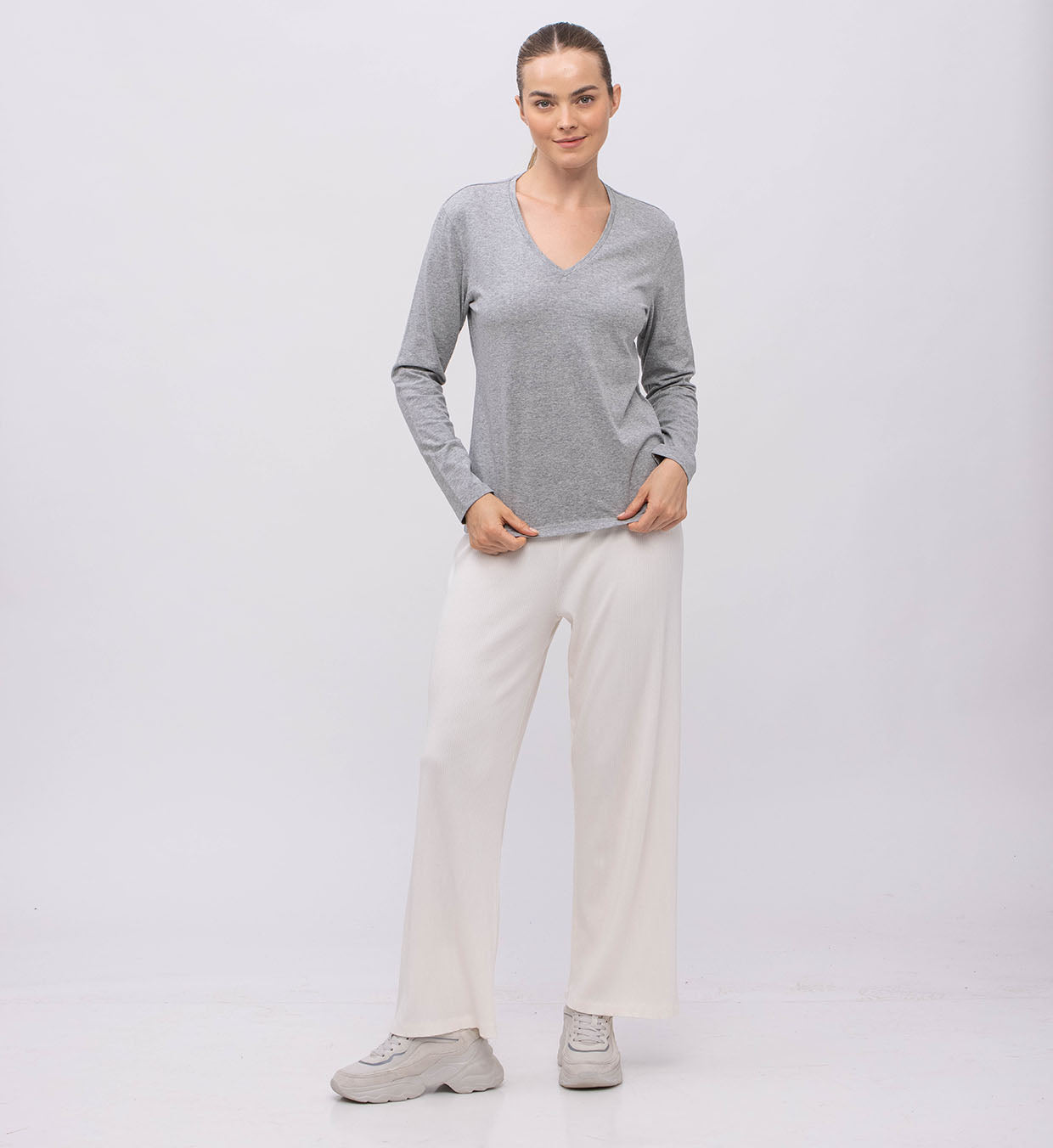 Basic V-Neck Long Sleeve Top