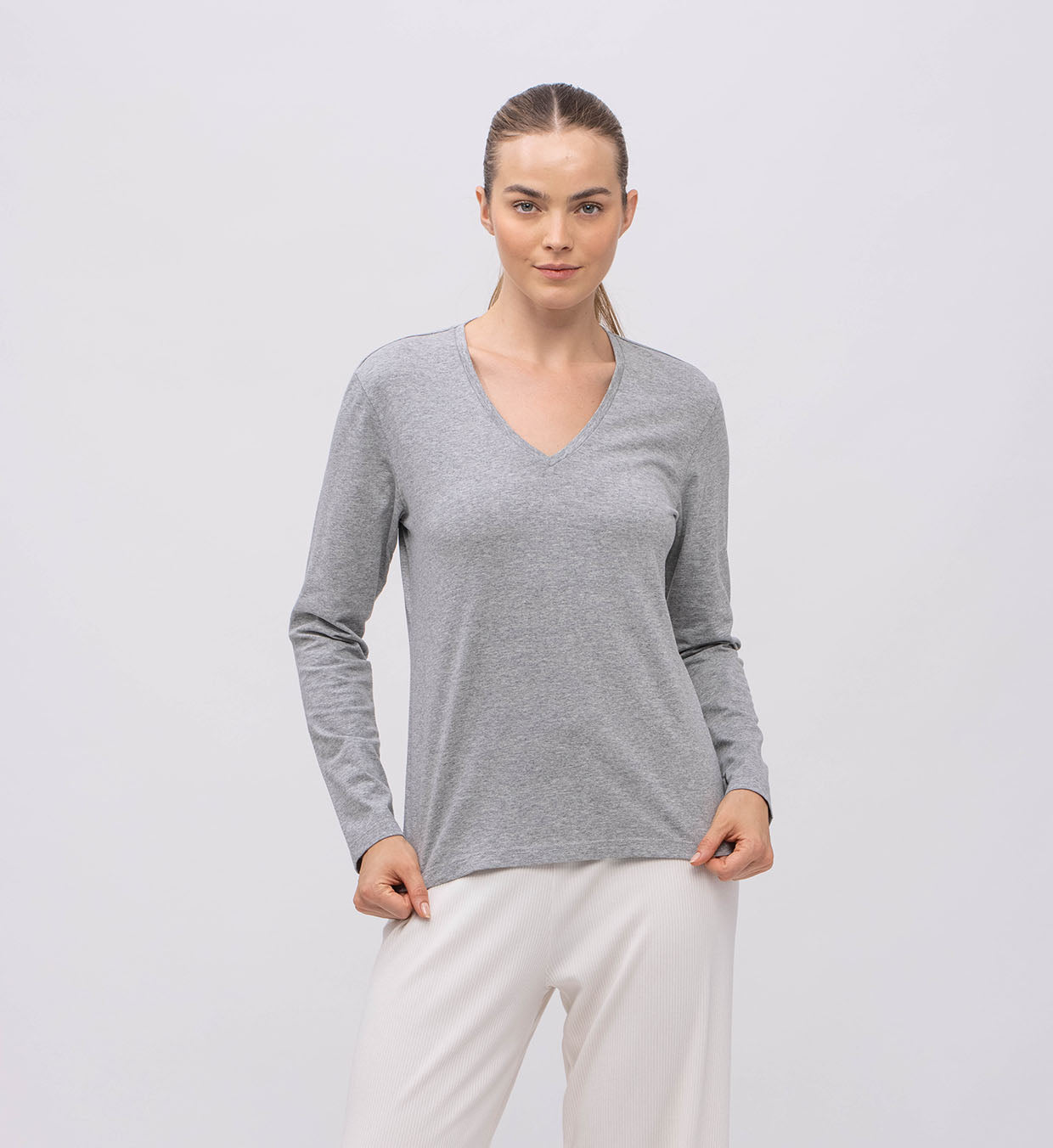 Basic V-Neck Long Sleeve Top