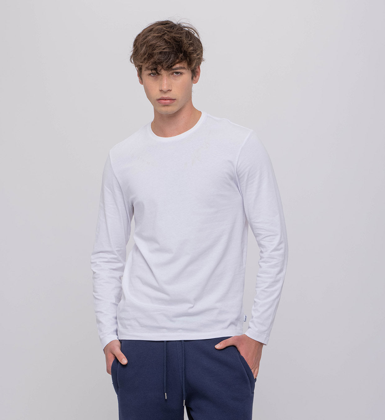 Men´s Basic Long- Sleeve Crew-Neck Cotton Top
