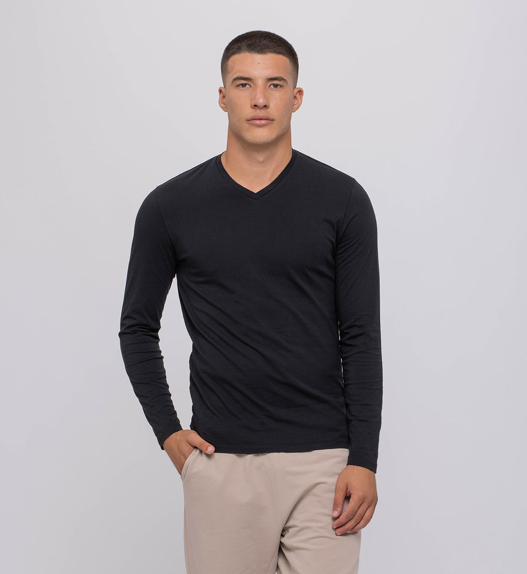 Men’s Basic Long-Sleeve V-Neck Cotton Top